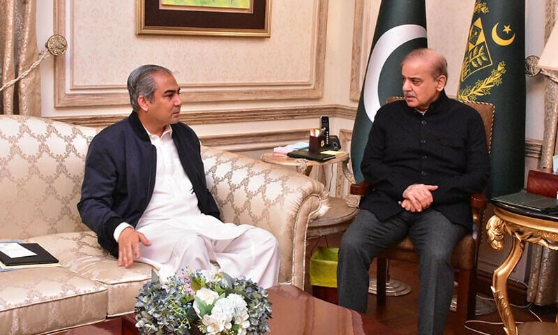 Interior Minister Briefs PM on Afghan Repatriation Plan, Deadline Extended