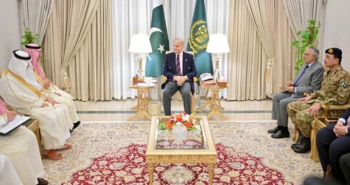 Islamabad, Pakistan and Saudi Arabia, Saudi Finance Minister Mohammed Al-Jadaan, King Salman bin Abdulaziz and Mohammed bin Salman, Pakistan Saudi Arabia Sign SMDA