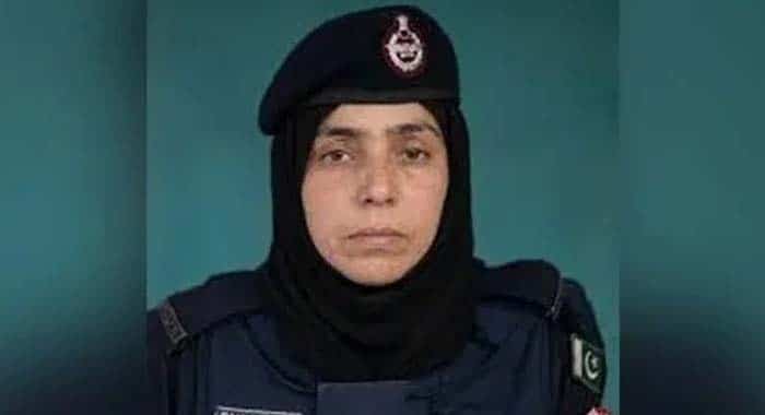 Lady Constable, Malik Naz Baloch, Balochistan's First Lady Constable, Malik Naz Baloch Shaheed, Pakistan Fight Against Terrorism