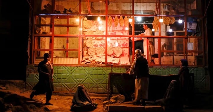 Afghan Families, Poverty Crisis in Afghanistan, Ghor Province, Taliban-controlled Afghanistan, Afghan Taliban and Cross-Border Terrorism